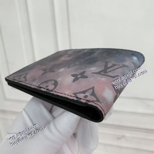 首胸ロゴ 二つ折り財布 紙幣入れ 爆買いセール LOUIS VUITTONブランド 偽物 通販 11x9x2cm ルイ ヴィトン LOUIS VUITTON 2021春夏 M60895