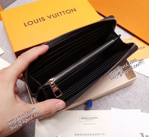爆買いセール 財布 チェーンウオレット 2021春夏 19.5x10x2.5cm LOUIS VUITTONスーパーコピー 激安 ルイ ヴィトン LOUIS VUITTON 上質 大人気！M74917