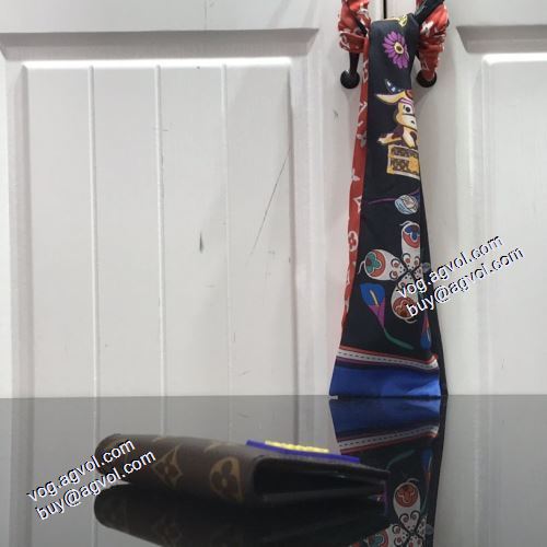 ルイ ヴィトン LOUIS VUITTON 財布 高級感溢れるデザイン M45787 2021春夏 LOUIS VUITTONコピーブランド 二つ折り財布 紙幣入れ 爆買いセール 8x11x1cm