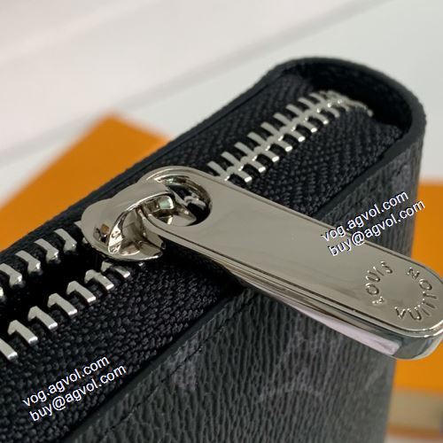2021春夏 首胸ロゴ LOUIS VUITTONスーパーコピー 激安 ルイ ヴィトン LOUIS VUITTON 長財布 チェーンウオレット 19x11cm コードバン財布 M60017 POCHETTE VOYAGE財布