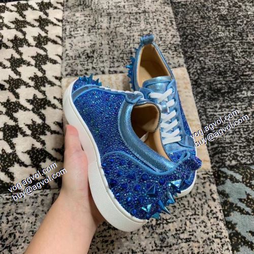 2021秋冬 すべり防止 クリスチャンルブタン Christian Louboutinコピー 上品に着こなせ フラットシューズ