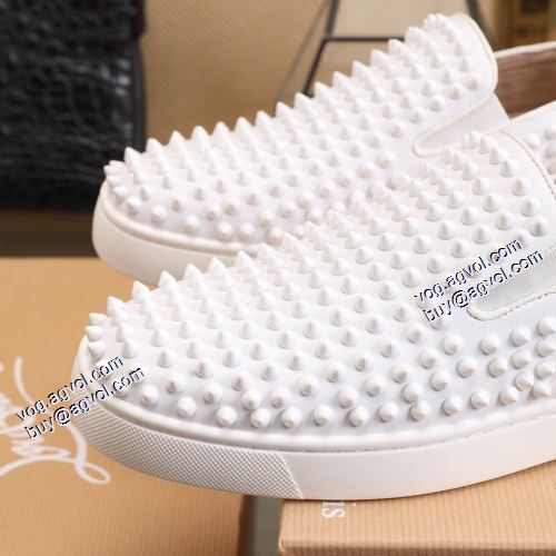 2021秋冬 日本未入荷モデル クリスチャンルブタンコピーブランド 3色可選 Christian Louboutin スタッズ フラットシューズ