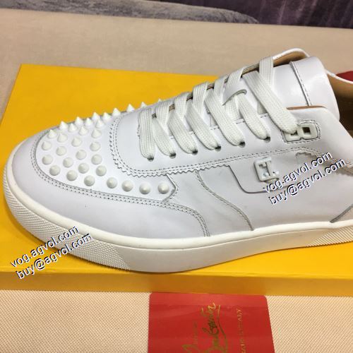 フラットシューズ 2021秋冬 もっとも高い人気を誇る  クリスチャンルブタンスーパーコピー Christian Louboutin オリジナル