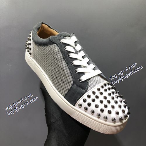 2021秋冬 クリスチャンルブタンスーパーコピー フラットシューズ Christian Louboutin 機能性も備えたアイテム 大人の雰囲気抜群