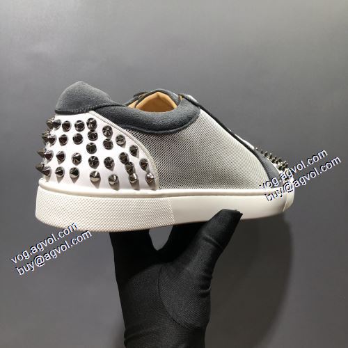 2021秋冬 クリスチャンルブタンスーパーコピー フラットシューズ Christian Louboutin 機能性も備えたアイテム 大人の雰囲気抜群