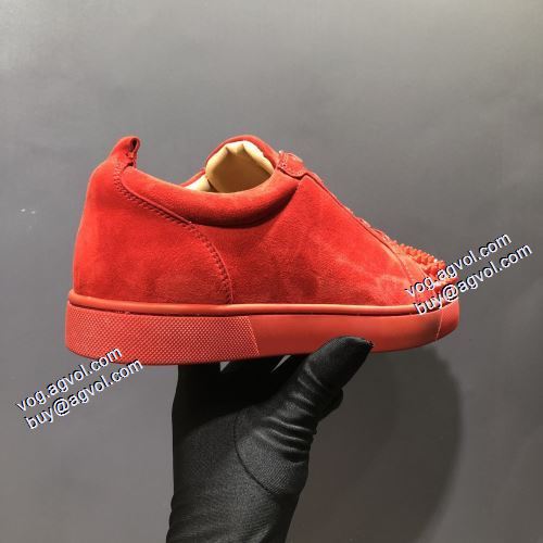 完成度の高い逸品 2021秋冬 カジュアルシューズ クリスチャンルブタンスーパーコピー 激安 Christian Louboutin 透湿?防水素材採用