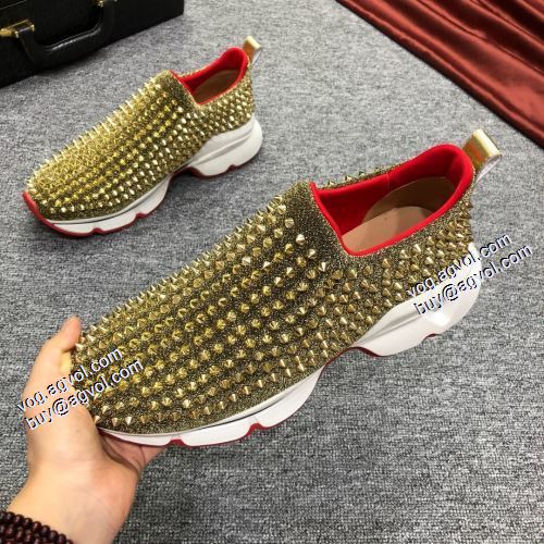 スニーカー 2021秋冬 絶大な人気を誇る クリスチャンルブタン Christian Louboutinスーパーコピー スタッズ
