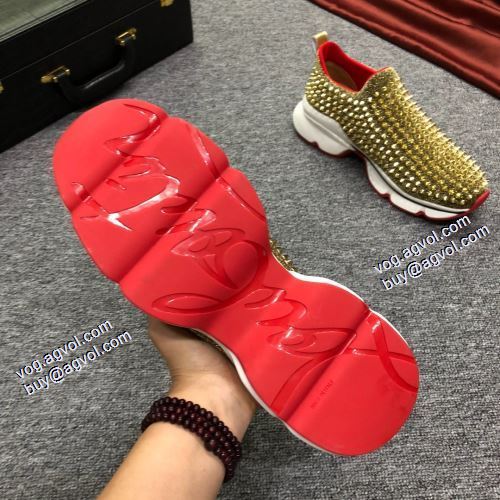 スニーカー 2021秋冬 絶大な人気を誇る クリスチャンルブタン Christian Louboutinスーパーコピー スタッズ