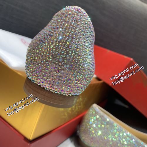 超目玉 2021秋冬 クリスチャンルブタン Christian Louboutinブランド コピー レディース シューズ 脚長美脚効果がある