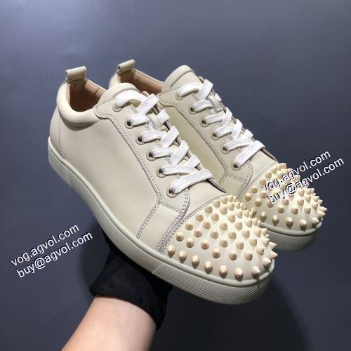 2021秋冬 クリスチャンルブタンコピー 今話題の最新作 ブランド Christian Louboutin フラットシューズ 滑りにくい