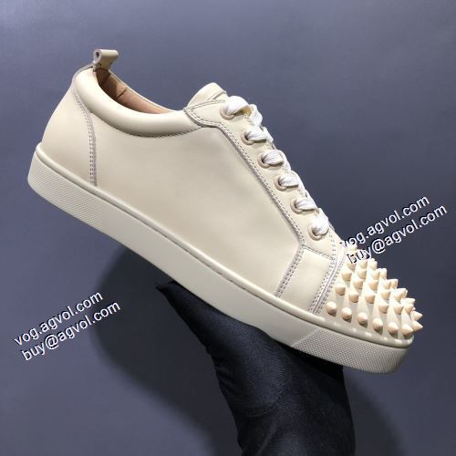 2021秋冬 クリスチャンルブタンコピー 今話題の最新作 ブランド Christian Louboutin フラットシューズ 滑りにくい