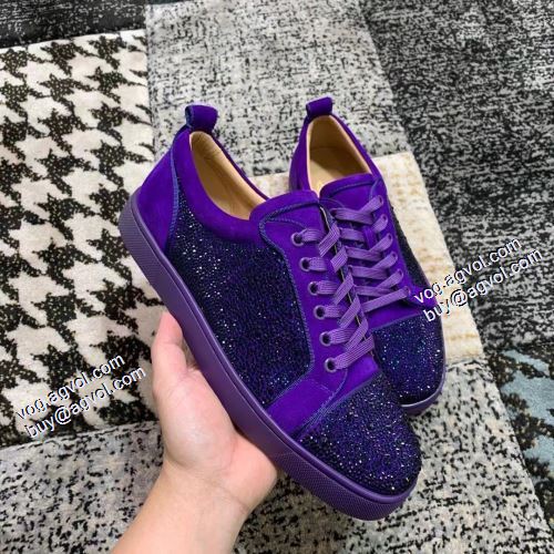 完売必至の人気モデルをご紹介 2021秋冬 クリスチャンルブタンブランドスーパーコピー Christian Louboutin フラットシューズ ファッション 人気