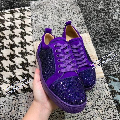 完売必至の人気モデルをご紹介 2021秋冬 クリスチャンルブタンブランドスーパーコピー Christian Louboutin フラットシューズ ファッション 人気