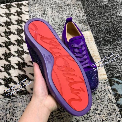 完売必至の人気モデルをご紹介 2021秋冬 クリスチャンルブタンブランドスーパーコピー Christian Louboutin フラットシューズ ファッション 人気