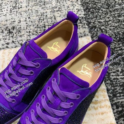 完売必至の人気モデルをご紹介 2021秋冬 クリスチャンルブタンブランドスーパーコピー Christian Louboutin フラットシューズ ファッション 人気