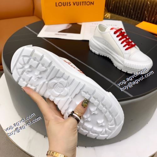 人気販売中 スニーカー 軽量で疲れにくい ルイ ヴィトンスーパーコピー 2021秋冬 ルイ ヴィトン LOUIS VUITTON