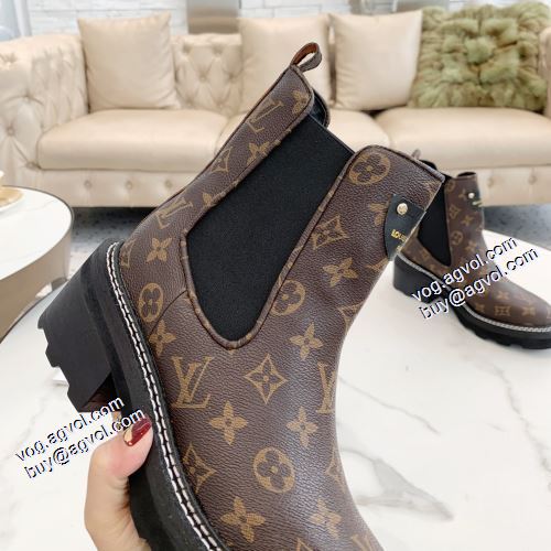 ブーティー 軽い履き心地 ルイ ヴィトンコピー ブランド 2021秋冬 ルイ ヴィトン LOUIS VUITTON 選べる極上