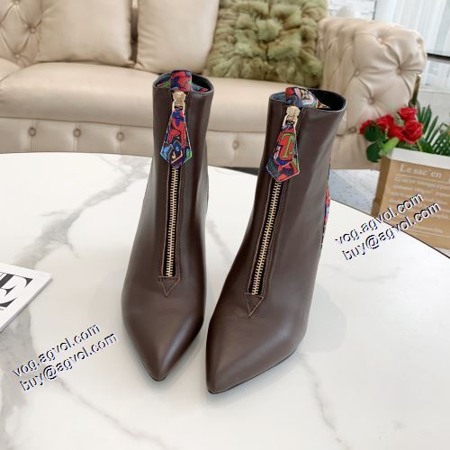 人気ブランド 太いスティックタイプのヒー 着用 ル ルイ ヴィトンブランド 偽物 通販 2021秋冬 ルイ ヴィトン LOUIS VUITTON