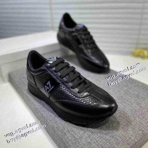 ランニングシューズ アルマーニ ARMANI 大好評 アルマーニコピー 2021秋冬 汚れも目立ちにくい クッション加工 ロードジョグ 優しい履き心地 リゾートスタイル 高機能防滑ソール