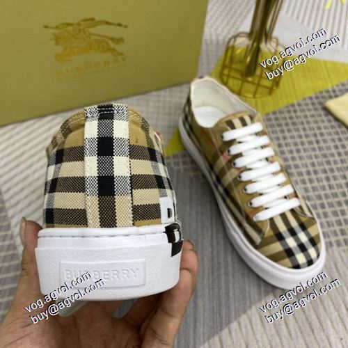 足馴染みのいい 2021春夏 バーバリー BURBERRY ローヒール 極上シューズ 魅力ファッション バーバリーコピー ブランド