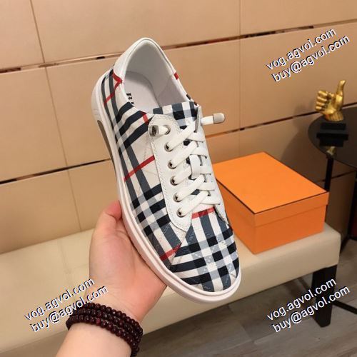 着用 2021春夏 バーバリー BURBERRY エスバドリーユ 2色可選 リゾートスタイル 派手 ：比较华丽的 バーバリーコピーブランド