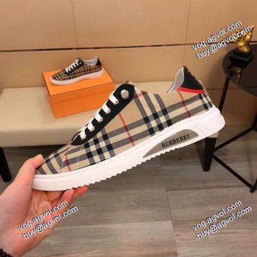 着用 2021春夏 バーバリー BURBERRY エスバドリーユ 2色可選 リゾートスタイル 派手 ：比较华丽的 バーバリーコピーブランド