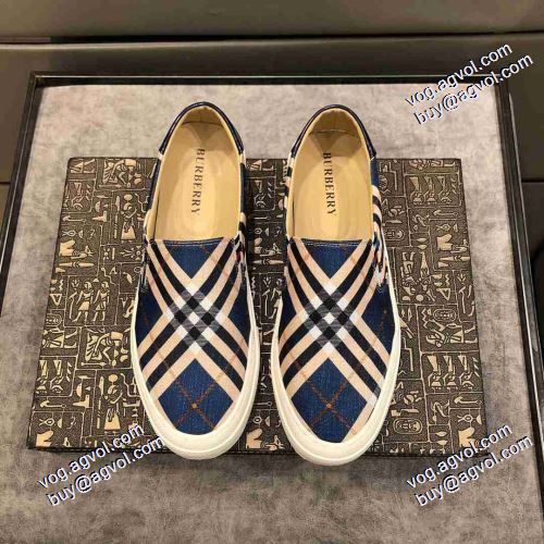 着脱の簡単なスリップオンタイプ 高級感ある バーバリーブランドスーパーコピー 2021春夏 バーバリー BURBERRY エスバドリーユ  2色可選