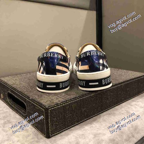 着脱の簡単なスリップオンタイプ 高級感ある バーバリーブランドスーパーコピー 2021春夏 バーバリー BURBERRY エスバドリーユ  2色可選