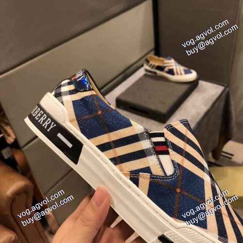 着脱の簡単なスリップオンタイプ 高級感ある バーバリーブランドスーパーコピー 2021春夏 バーバリー BURBERRY エスバドリーユ  2色可選