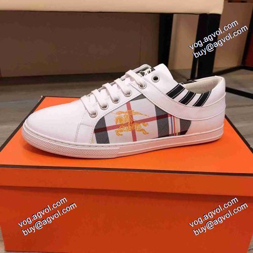 レースアップシューズ バーバリーブランドコピー 2021春夏 バーバリー BURBERRY 足馴染みのいい 綺麗に決まるフォルム！優しい履き心地
