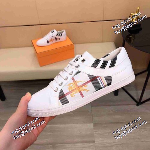 レースアップシューズ バーバリーブランドコピー 2021春夏 バーバリー BURBERRY 足馴染みのいい 綺麗に決まるフォルム！優しい履き心地