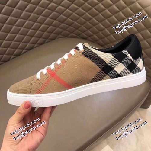 カラーソール 3色可選 バーバリースーパーコピー 激安 大絶賛の履き心地! 2021春夏 バーバリー BURBERRY 超軽量設計