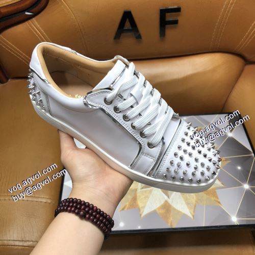 2021秋冬 ドライビングシューズ 極上の着心地 クリスチャンルブタンブランドスーパーコピー クリスチャンルブタン Christian Louboutin フラットシューズ