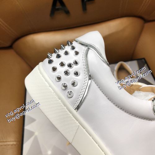 2021秋冬 ドライビングシューズ 極上の着心地 クリスチャンルブタンブランドスーパーコピー クリスチャンルブタン Christian Louboutin フラットシューズ