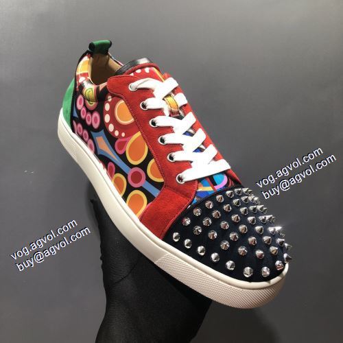2021秋冬 耐久性のある クリスチャンルブタン Christian Louboutin 優しい履き心地 フラットシューズ クリスチャンルブタンスーパーコピー