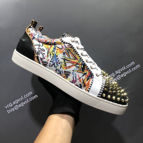 2021秋冬 クリスチャンルブタン Christian Louboutin 落ち着いた感覚 クリスチャンルブタンスーパーコピー 激安 カジュアルシューズ 極上シューズ