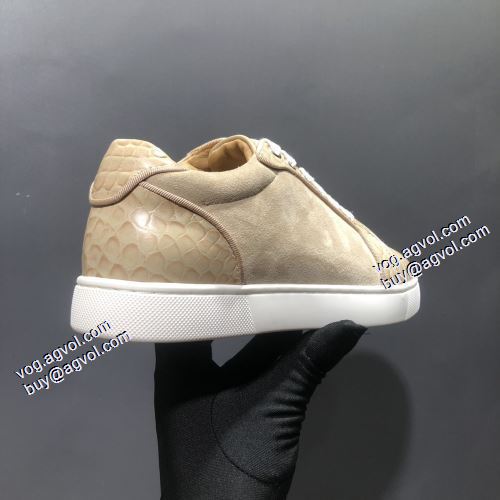 2021秋冬 クリスチャンルブタン Christian Louboutin クリスチャンルブタン偽物ブランド 長く愛用できる フラットシューズ 大人の雰囲気抜群