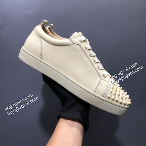おしゃれに絶大な人気の 2021秋冬 フラットシューズ クリスチャンルブタン Christian Louboutin クリスチャンルブタンコピー 靴の滑り止め