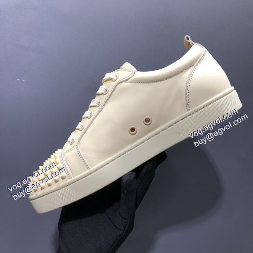 おしゃれに絶大な人気の 2021秋冬 フラットシューズ クリスチャンルブタン Christian Louboutin クリスチャンルブタンコピー 靴の滑り止め