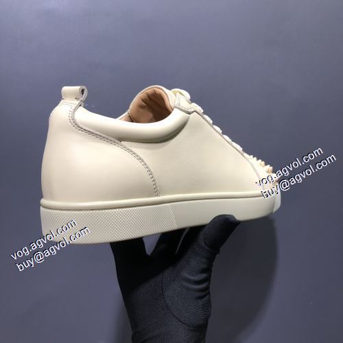 おしゃれに絶大な人気の 2021秋冬 フラットシューズ クリスチャンルブタン Christian Louboutin クリスチャンルブタンコピー 靴の滑り止め