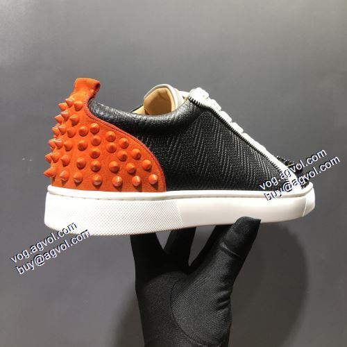クリスチャンルブタンスーパーコピー 激安 シックスタイルに活躍 フラットシューズ 2021秋冬 クリスチャンルブタン Christian Louboutin 飽きの来ない