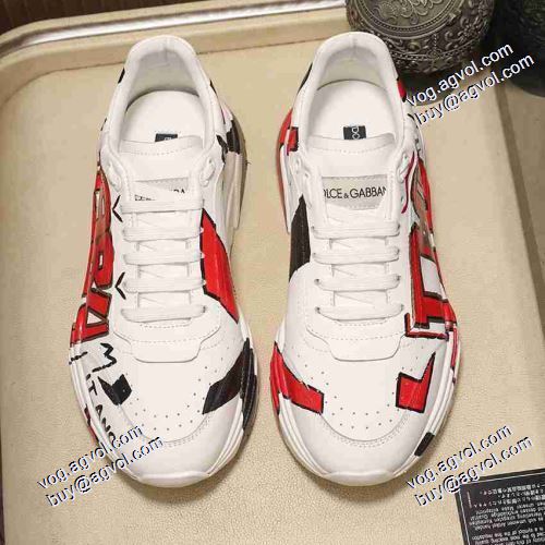 D&Gブランドスーパーコピー 2021春夏 ドルチェ＆ガッバーナ Dolce&Gabbana カラーソール 透湿?防水素材採用 高級感ある