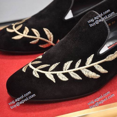 今買い◎得 D&Gブランドコピー 2021春夏 ドルチェ＆ガッバーナ Dolce&Gabbana カジュアルシュッズ 着脱の簡単なスリップオンタイプ