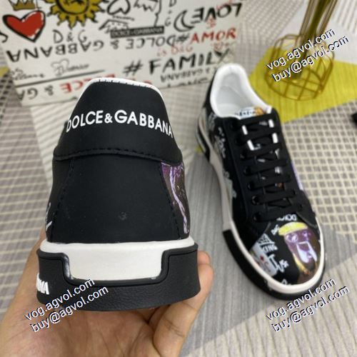 落ち着いた感覚 ドルチェ&ガッバーナコピーブランド 2021春夏 ドルチェ＆ガッバーナ Dolce&Gabbana カラーソール 着用