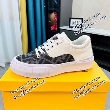 3色可選 FENDIブランド コピー 2021春夏 フェンディ FENDI ランニングシューズ コンフォート最安値に挑戦