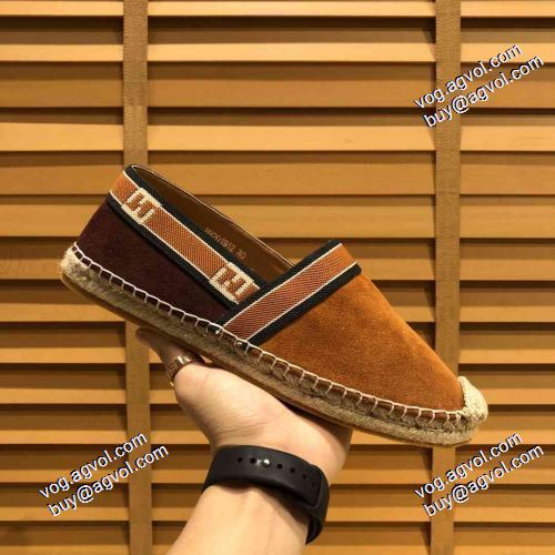 綺麗に決まるフォルム！ FENDIブランドコピー 2021春夏 フェンディ FENDI 2色可選 モカシン 脱ぎ履きしやすい/着脱しやすい