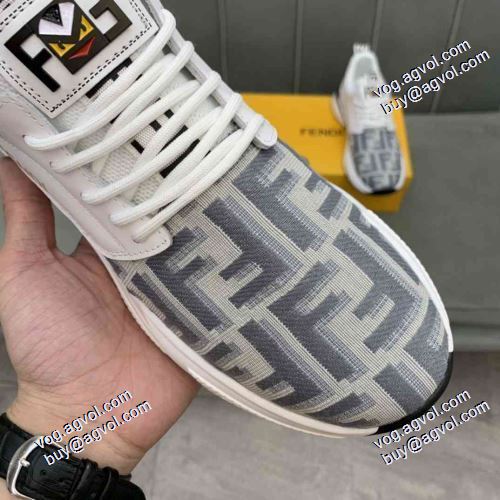 着心地抜群 フェンディコピー ブランド 4色可選 2021春夏 フェンディ FENDI レーシングシューズ リゾートスタイル