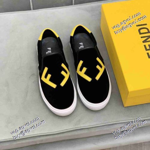 紐なし 着脱の簡単なスリップオンタイプ 2021春夏 フェンディ FENDI 選べる極上 フェンディコピーブランド