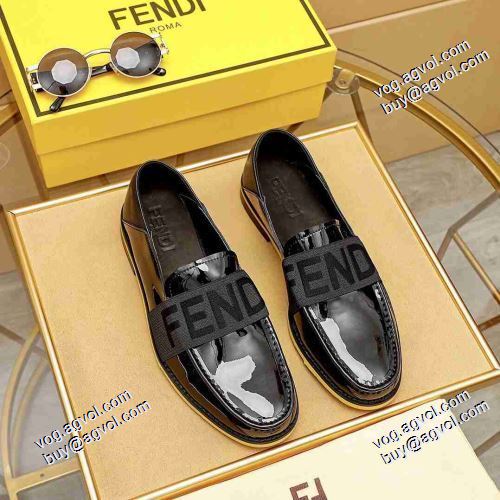 ローファー 今買い◎得 フェンディブランドスーパーコピー 2021春夏 フェンディ FENDI 2色可選 歩きやすい　疲れない　痛くない