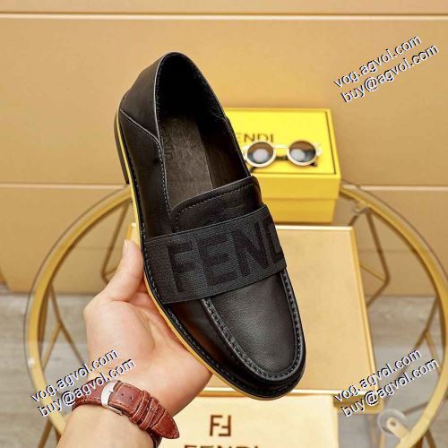 ローファー 今買い◎得 フェンディブランドスーパーコピー 2021春夏 フェンディ FENDI 2色可選 歩きやすい　疲れない　痛くない